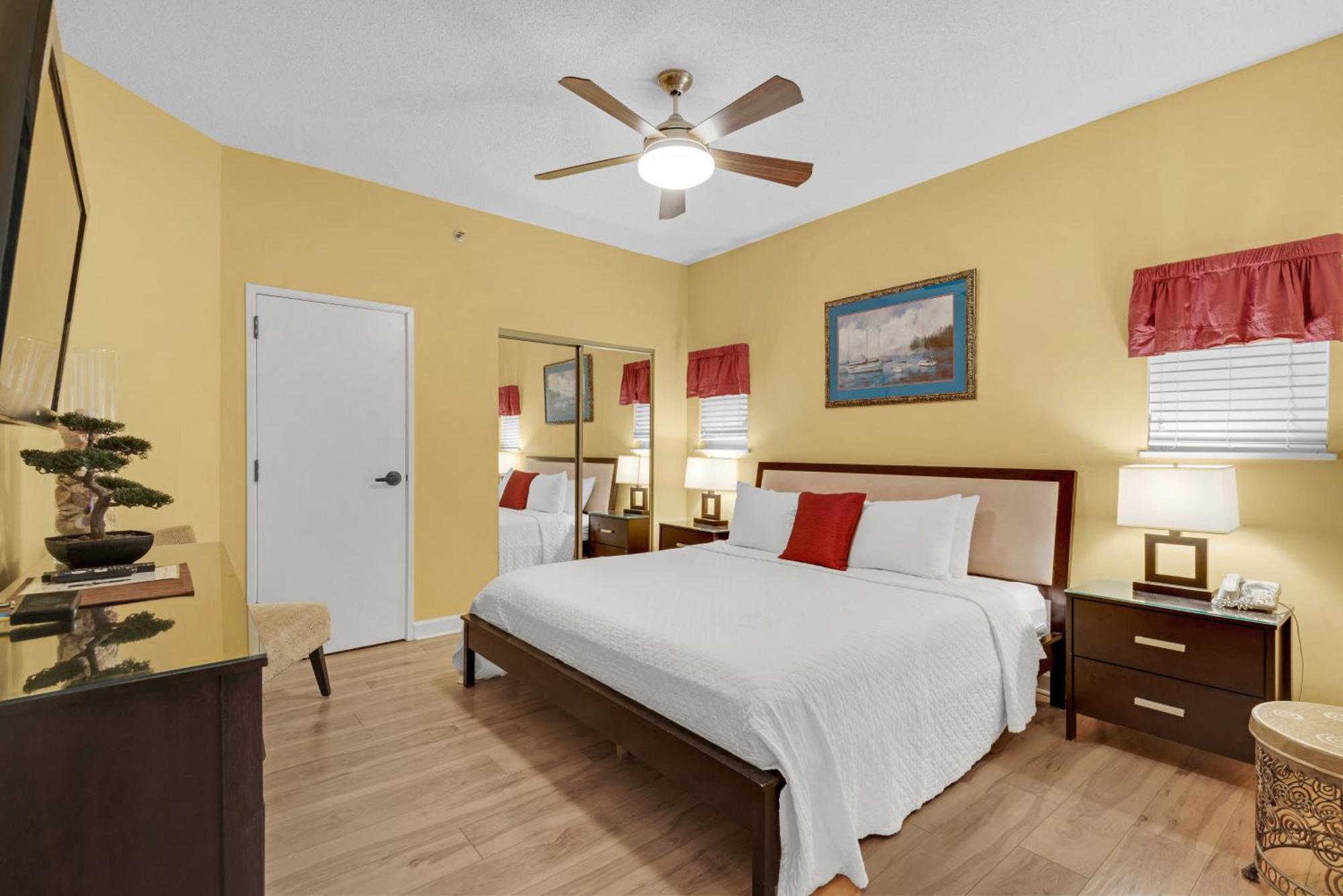 Tops'L Tides II Destin Room photo